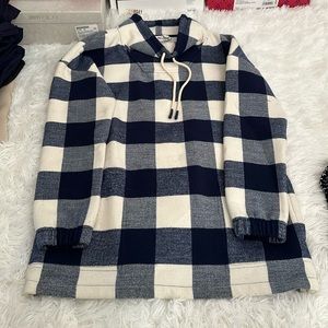 Vineyard vines pullover